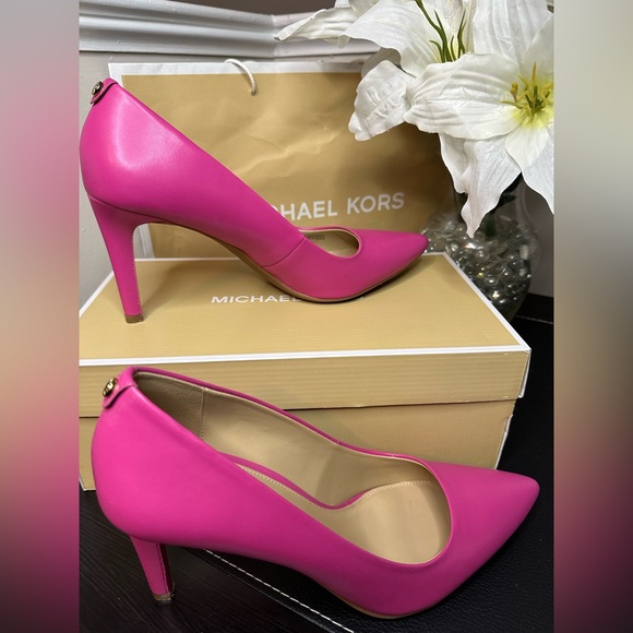 Michael Michael Kors Dorothy Flex French pink women’s pump - Picture 3 of 17